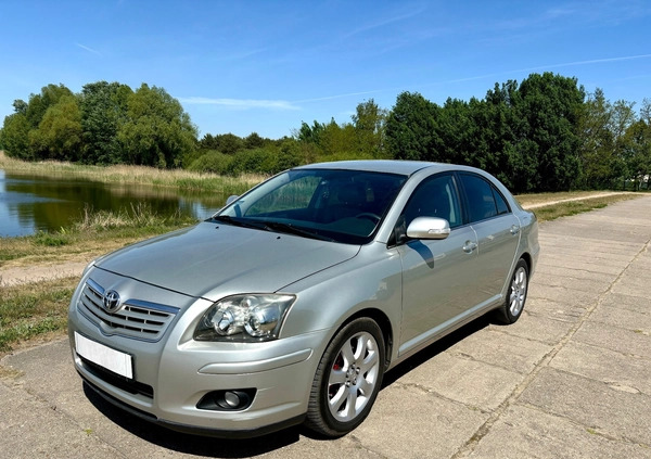 Toyota Avensis cena 16900 przebieg: 278000, rok produkcji 2007 z Połczyn-Zdrój małe 277